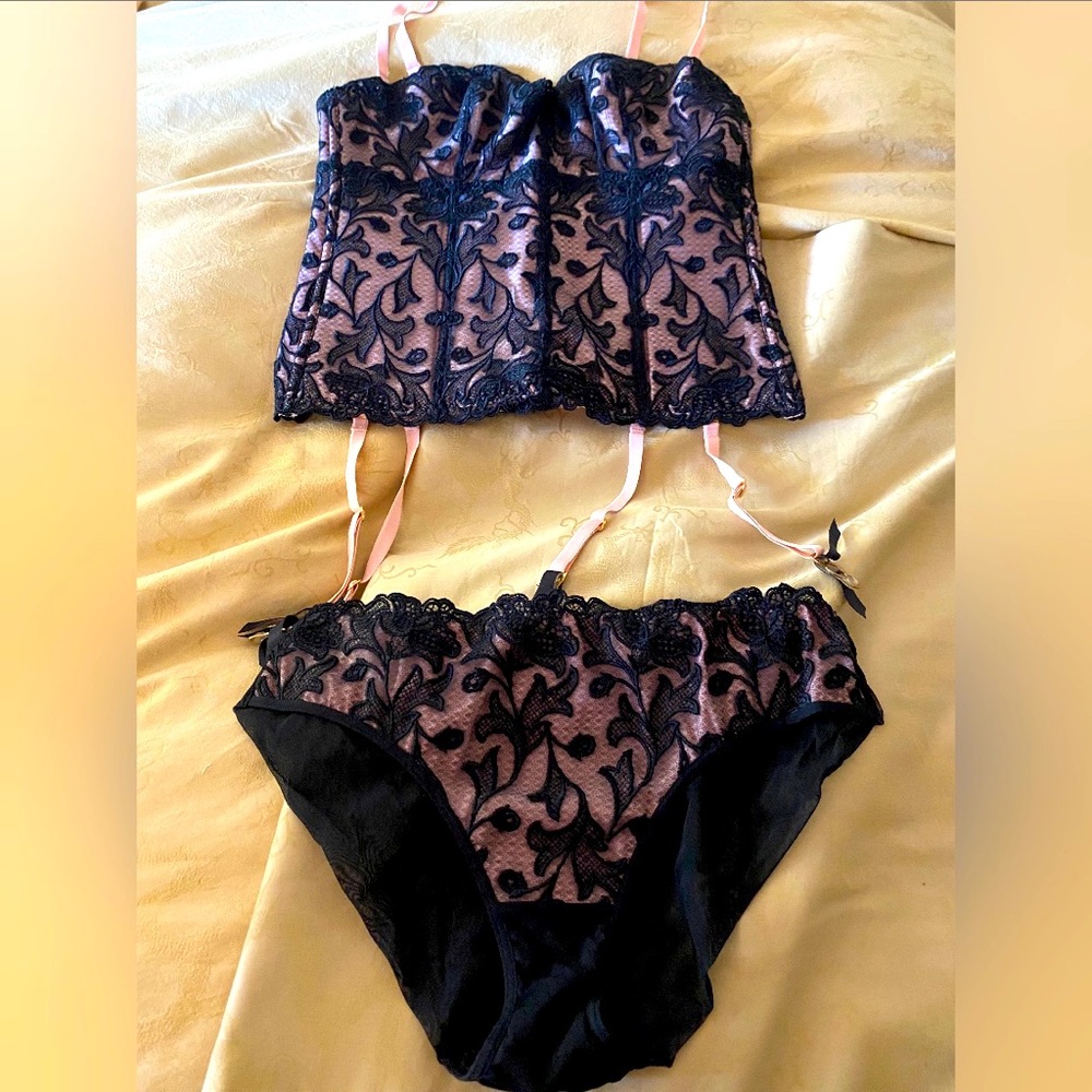 Natori Bustier & Panty Set, Size 36B/C M